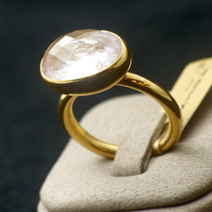 Ring Gold 18K with Pink Aquamarine